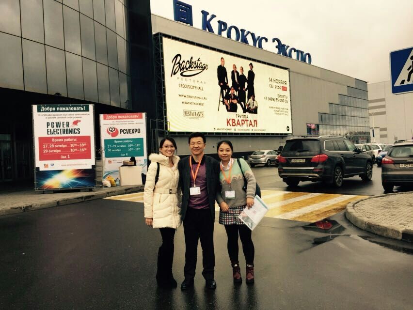 亞泰光電總經(jīng)理鄭翔先生與外貿(mào)部精英